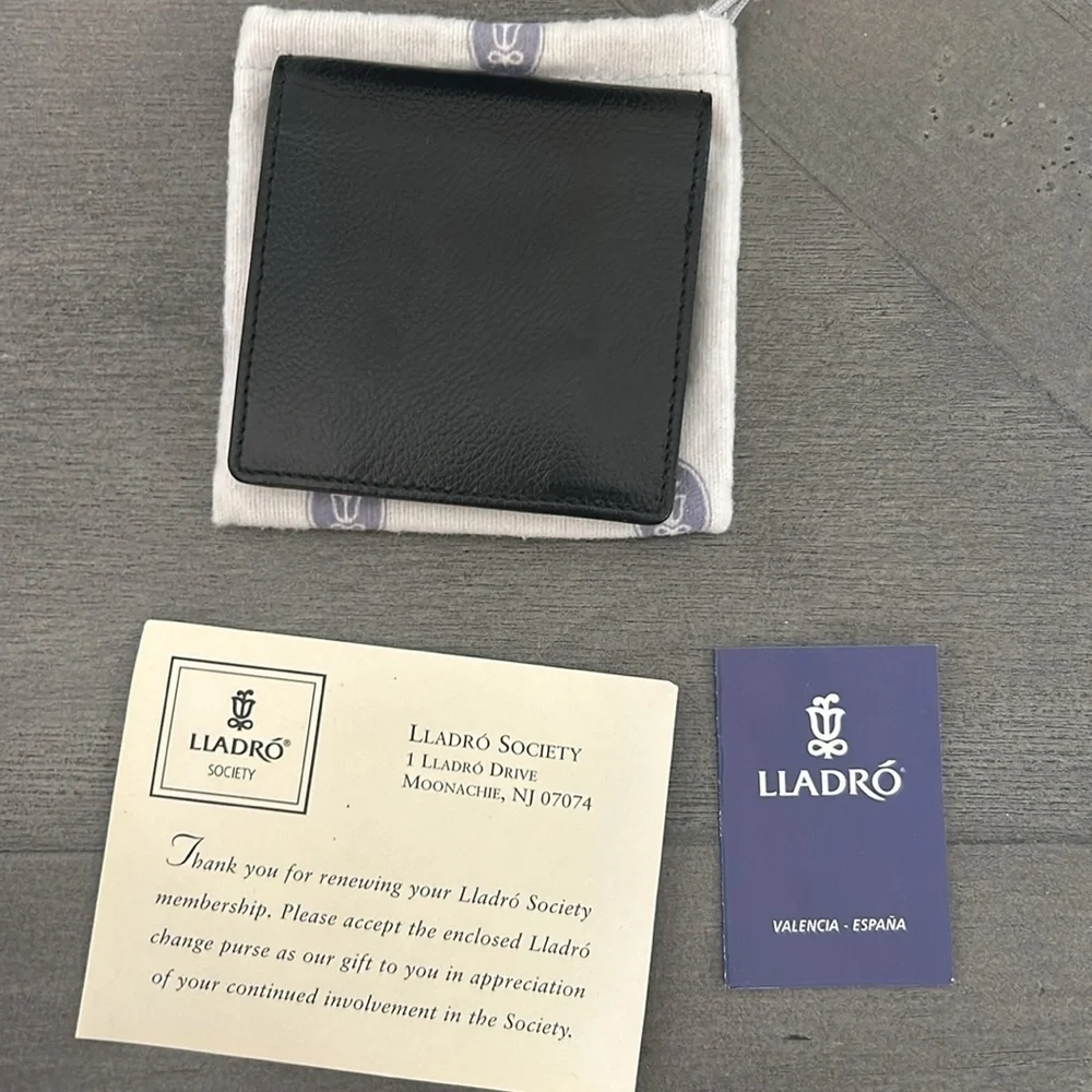 Lladro Society Leather Coin / Change Purse with Porcelain Logo